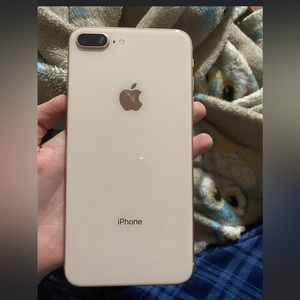 iPhone 8 Plus
